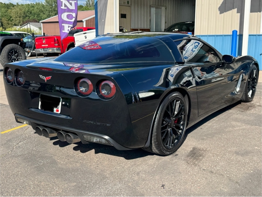Chevrolet Corvette Coupe 2005