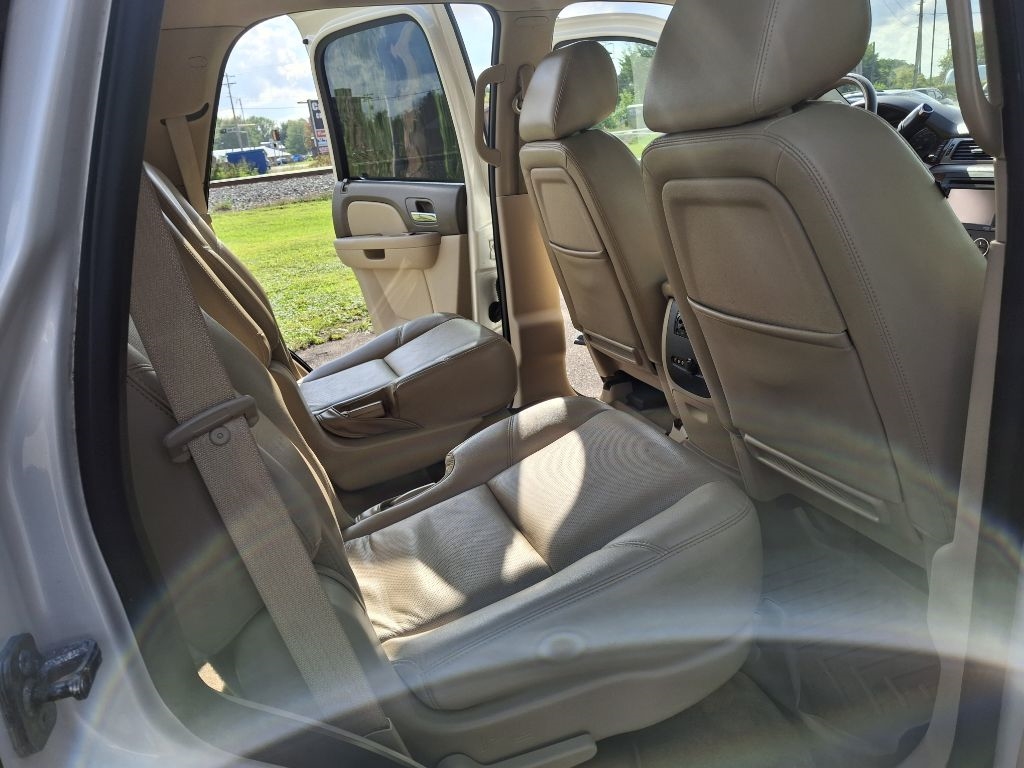 Chevrolet Tahoe LTZ 4WD 2013