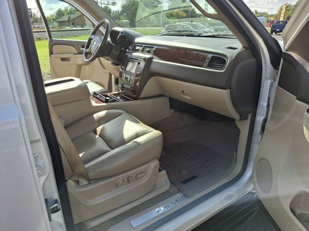 Chevrolet Tahoe LTZ 4WD 2013