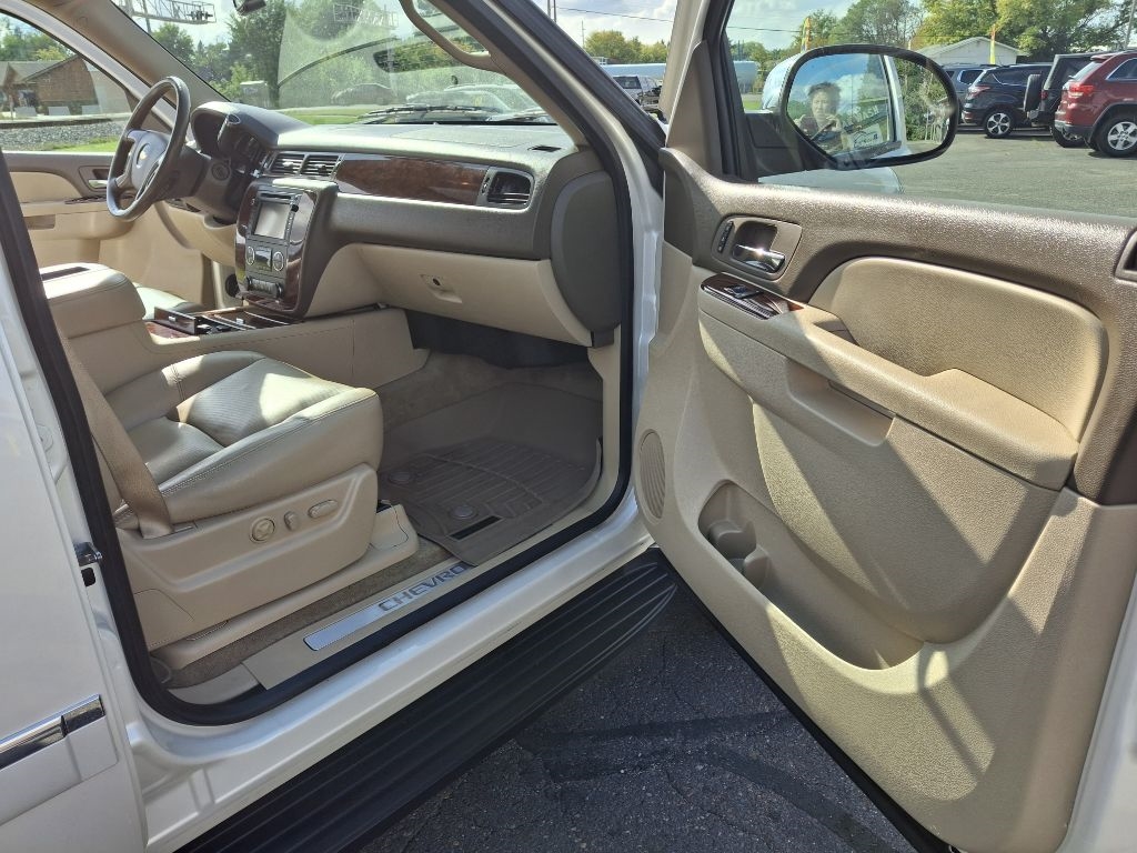 Chevrolet Tahoe LTZ 4WD 2013