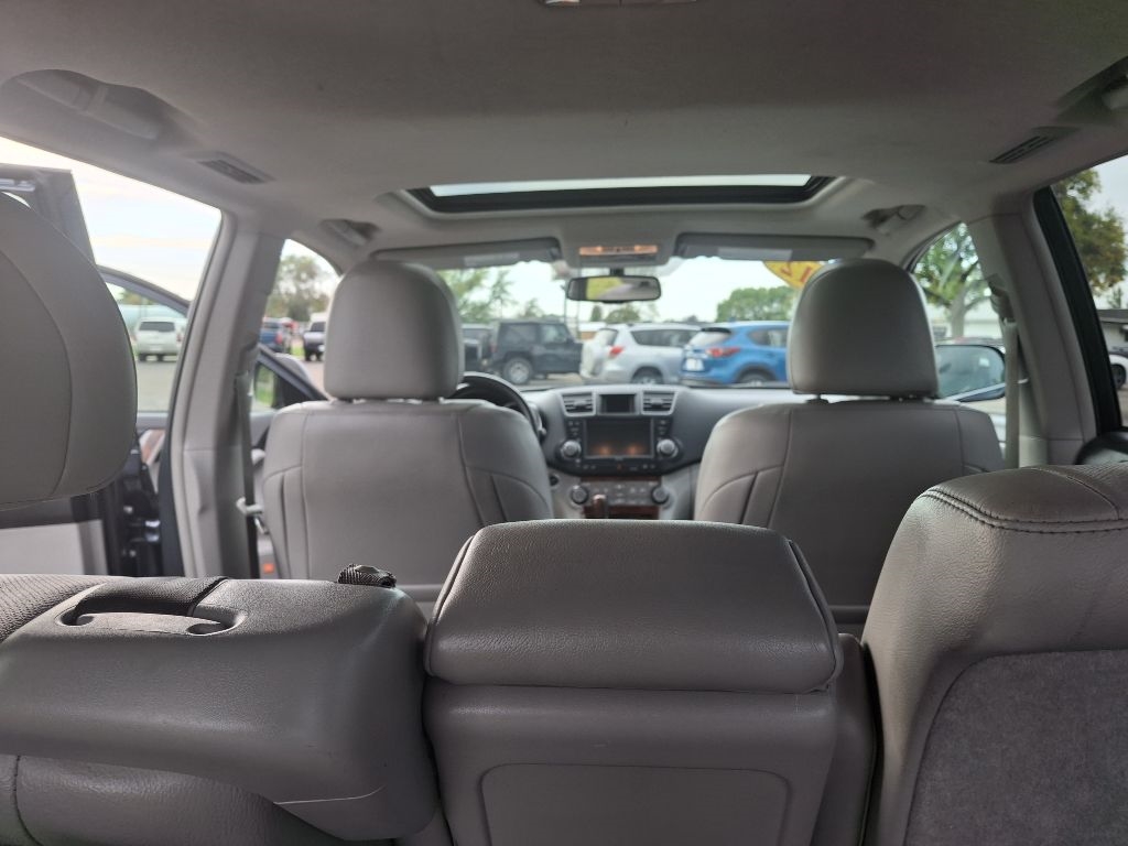 Toyota Highlander Limited 4WD 2012