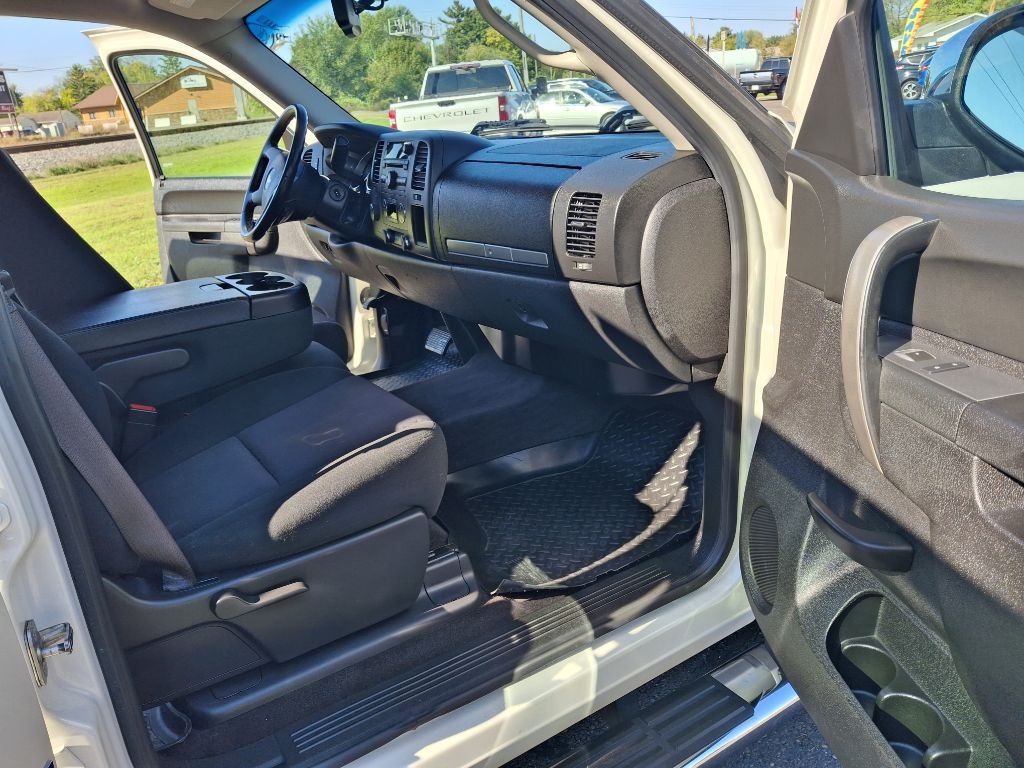 Chevrolet Silverado 1500 LT Crew Cab 4WD 2013