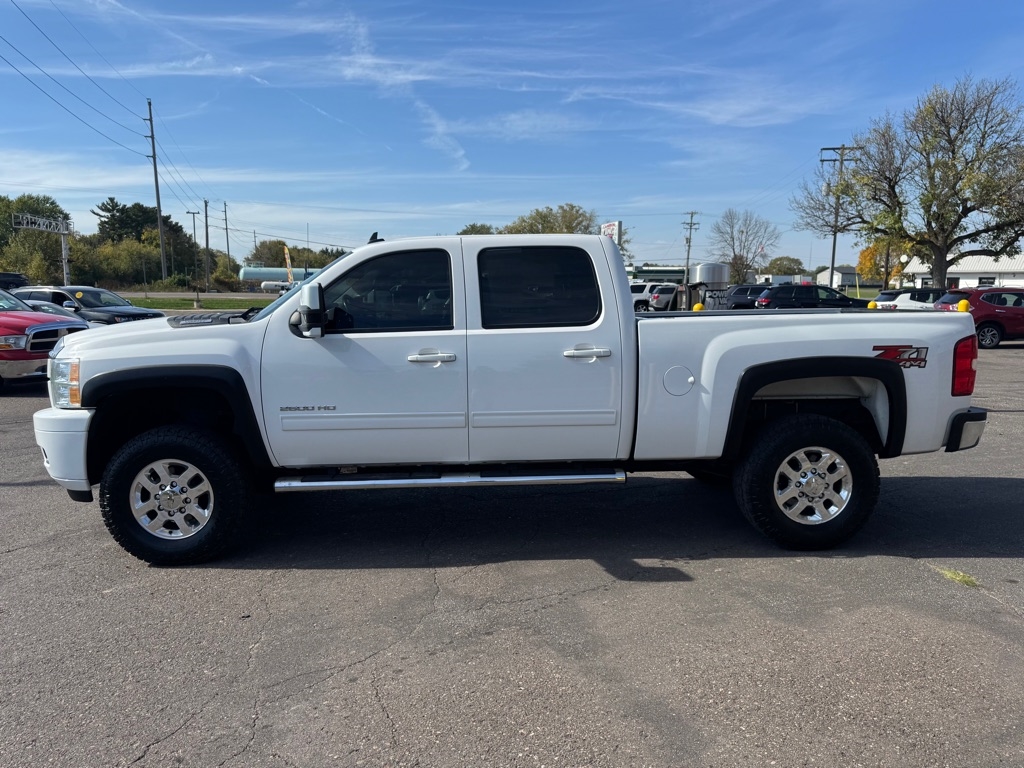 Chevrolet Silverado 2500HD LT Crew Cab 4WD 2013