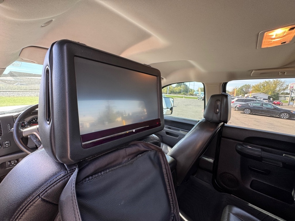 Chevrolet Silverado 2500HD LT Crew Cab 4WD 2013