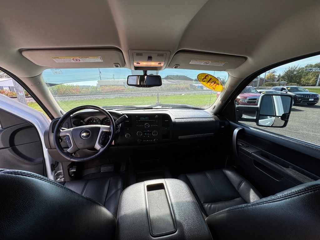 Chevrolet Silverado 2500HD LT Crew Cab 4WD 2013