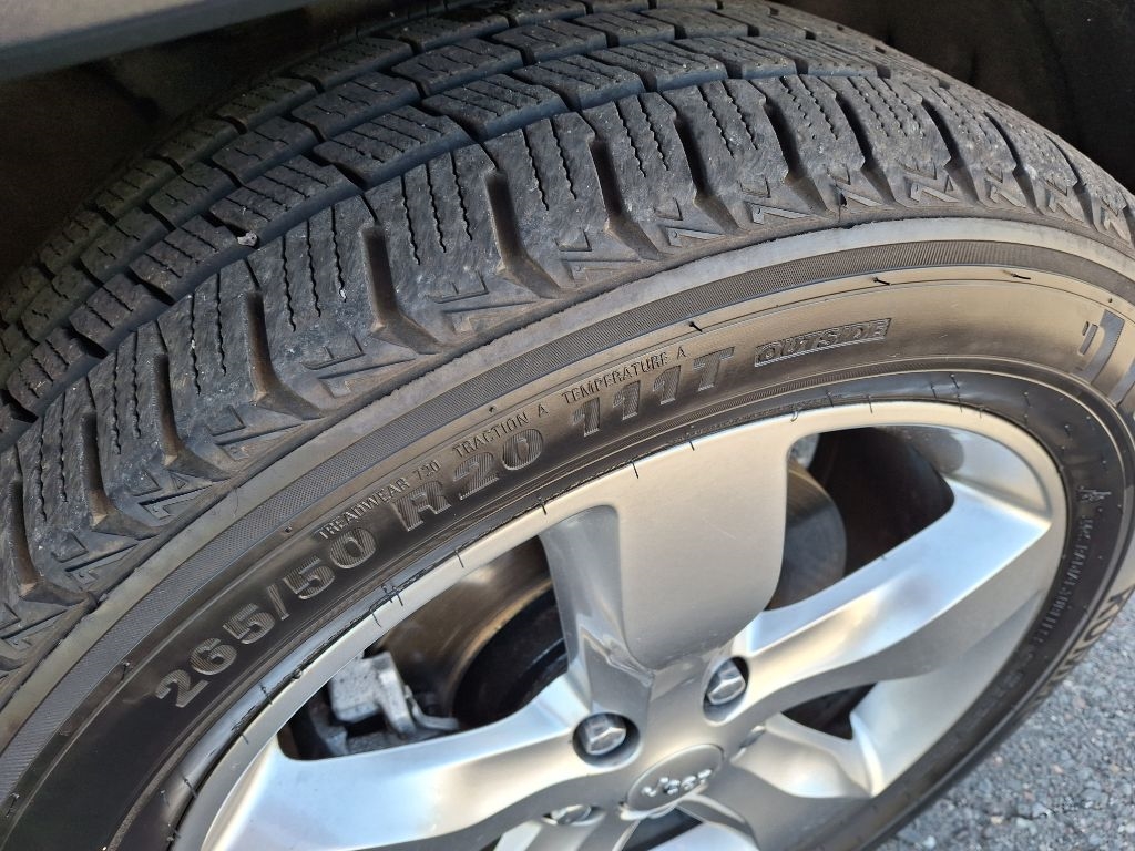 Jeep Grand Cherokee Overland 4WD 2013