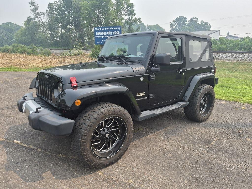 2014 Jeep Wrangler Sahara 4WD
