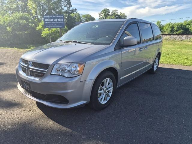 Silver 2016 Dodge Grand Caravan SXT FWD Minivan Front-Wheel Drive Automatic