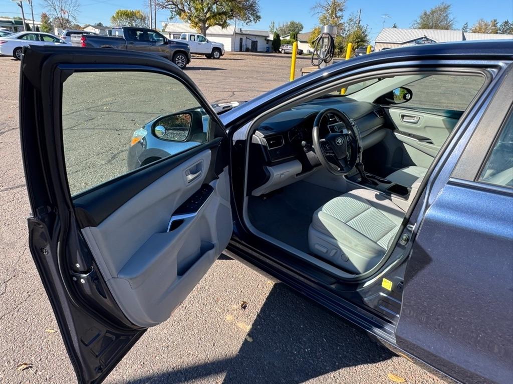 Toyota Camry LE 2015