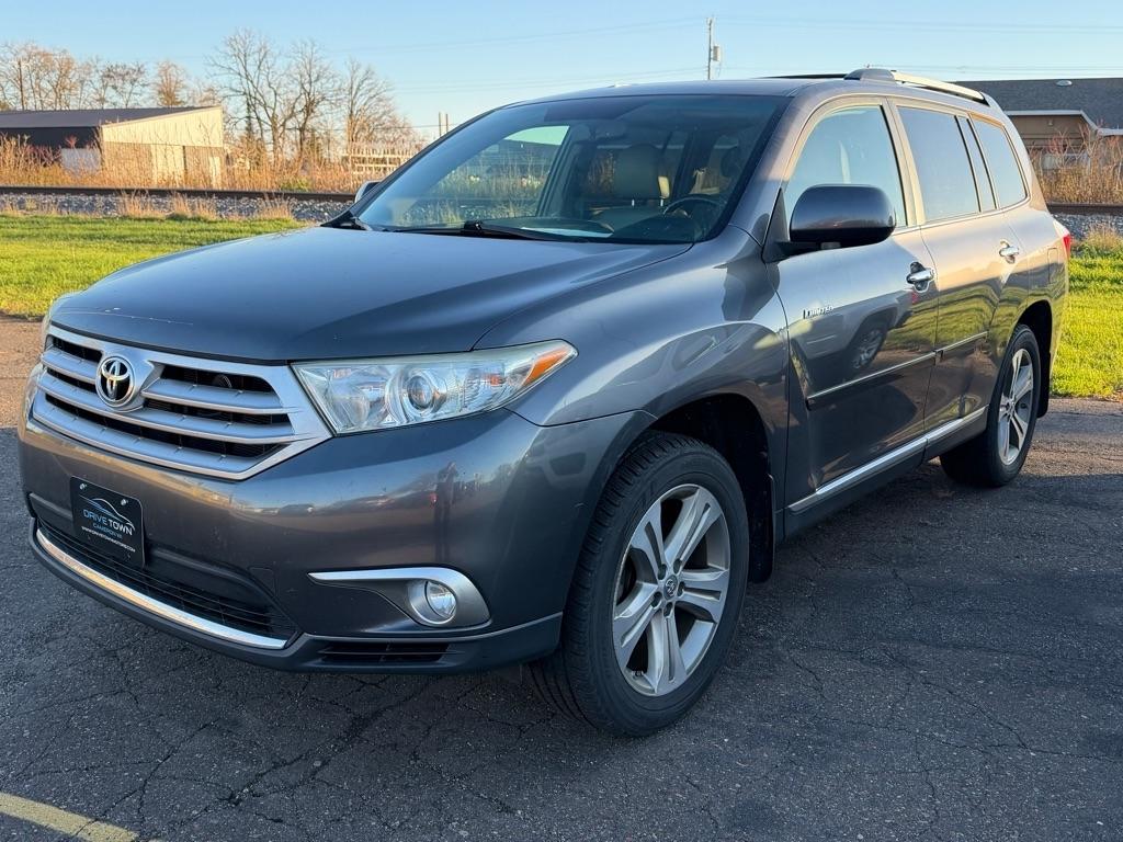 Toyota Highlander Limited 4WD 2011