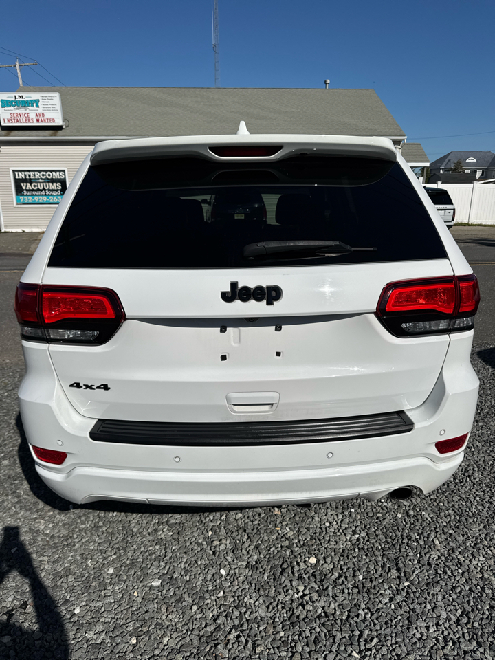 2019 Jeep Grand Cherokee Altitude photo 3