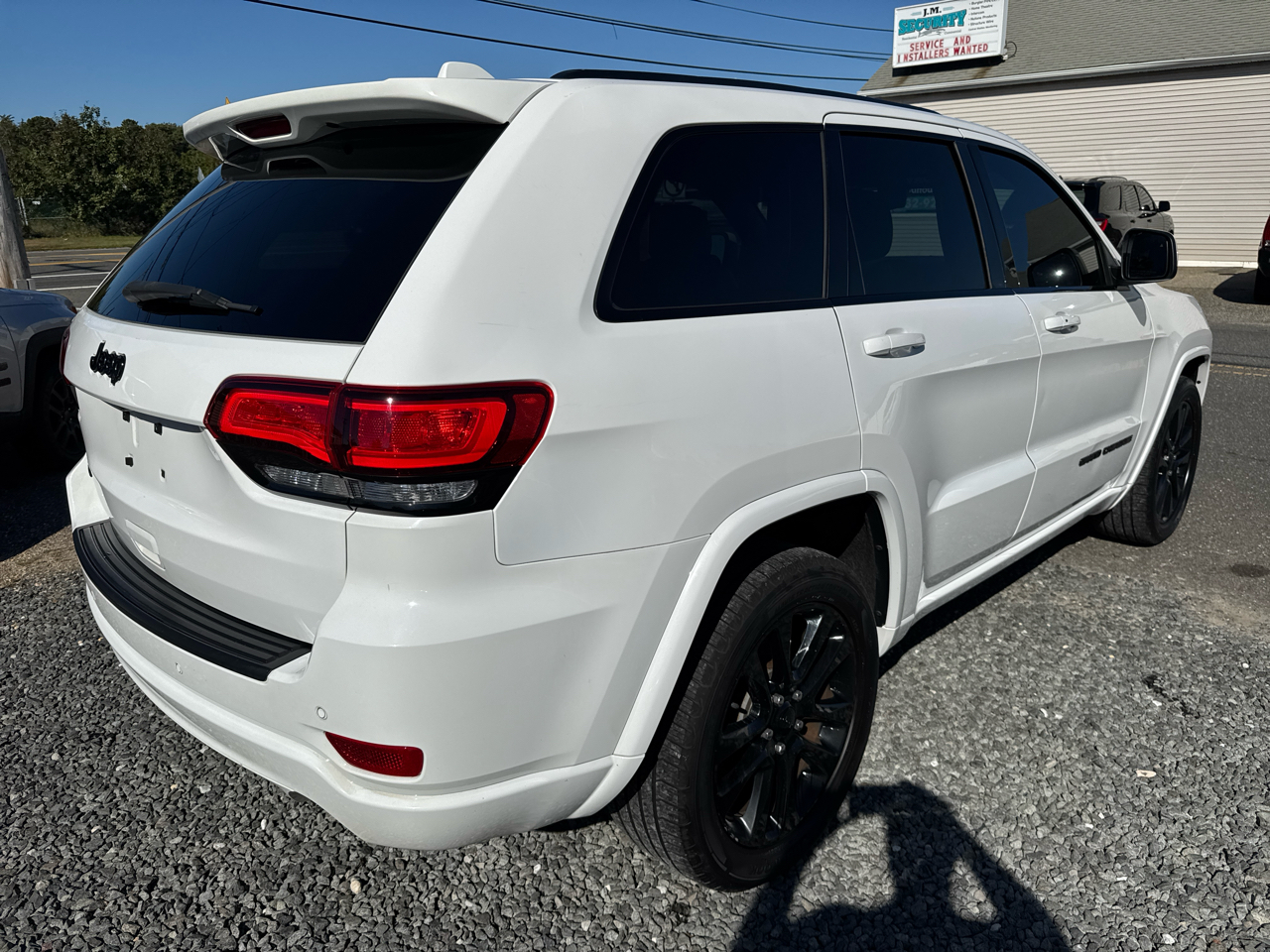 2019 Jeep Grand Cherokee Altitude photo 4