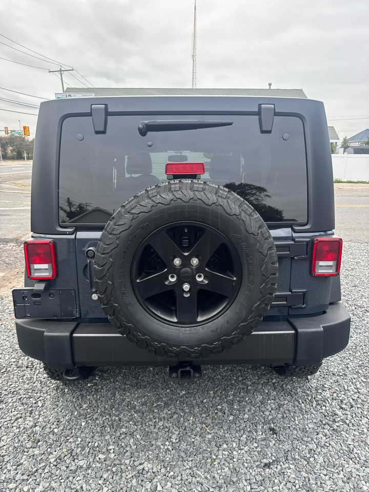 2017 Jeep Wrangler Unlimited Big Bear photo 3