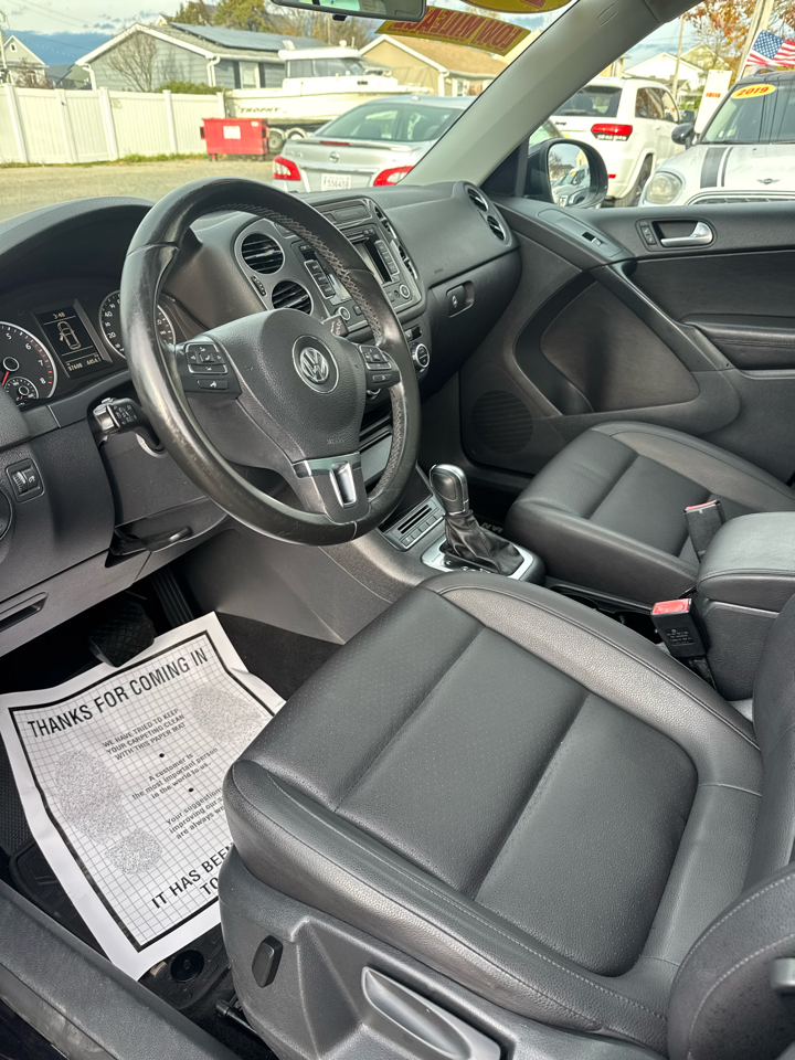2013 Volkswagen Tiguan SE photo 3