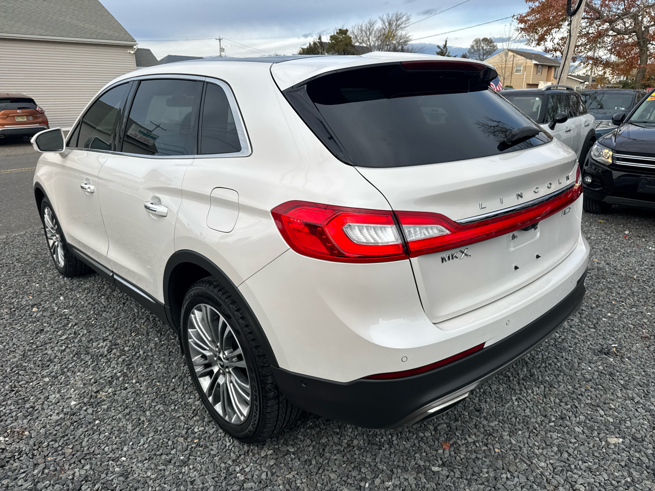 2018 Lincoln MKX Reserve Base photo 2