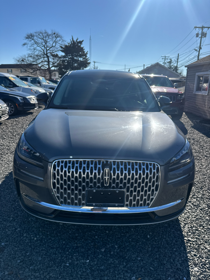 2024 Lincoln Corsair Premiere photo 3