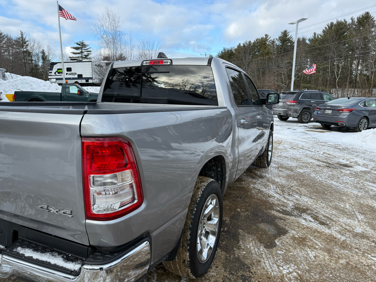 RAM 1500 Big Horn Crew Cab SWB 4WD 2022