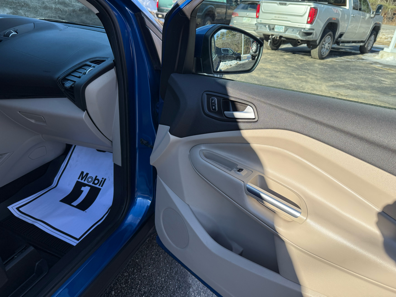 Ford Escape Titanium 4WD 2017