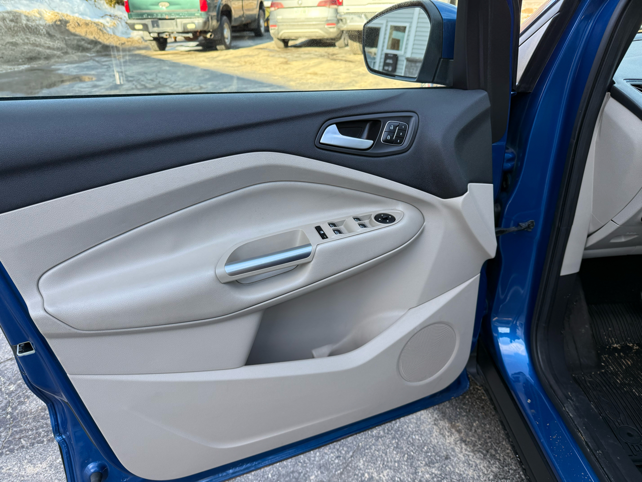 Ford Escape Titanium 4WD 2017