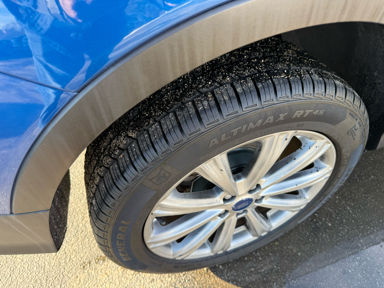 Ford Escape Titanium 4WD 2017