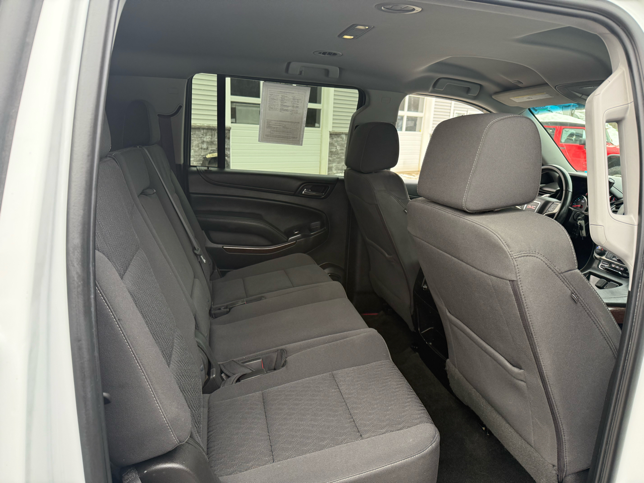 GMC Yukon XL SLE 4WD 2017