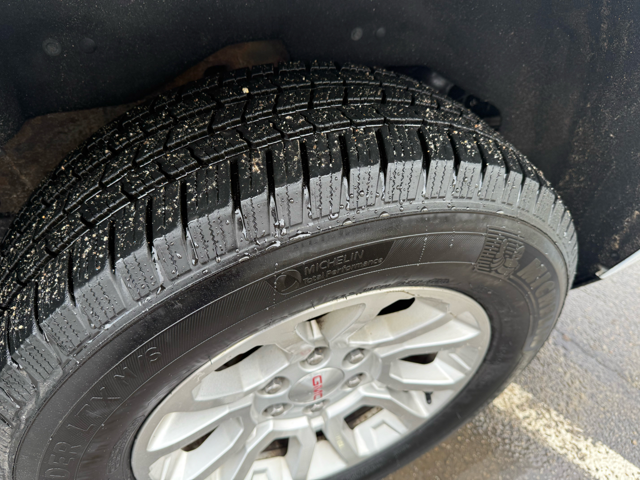 GMC Yukon XL SLE 4WD 2017