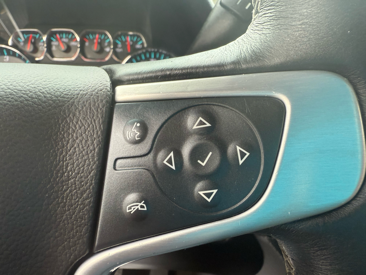 GMC Yukon XL SLE 4WD 2017