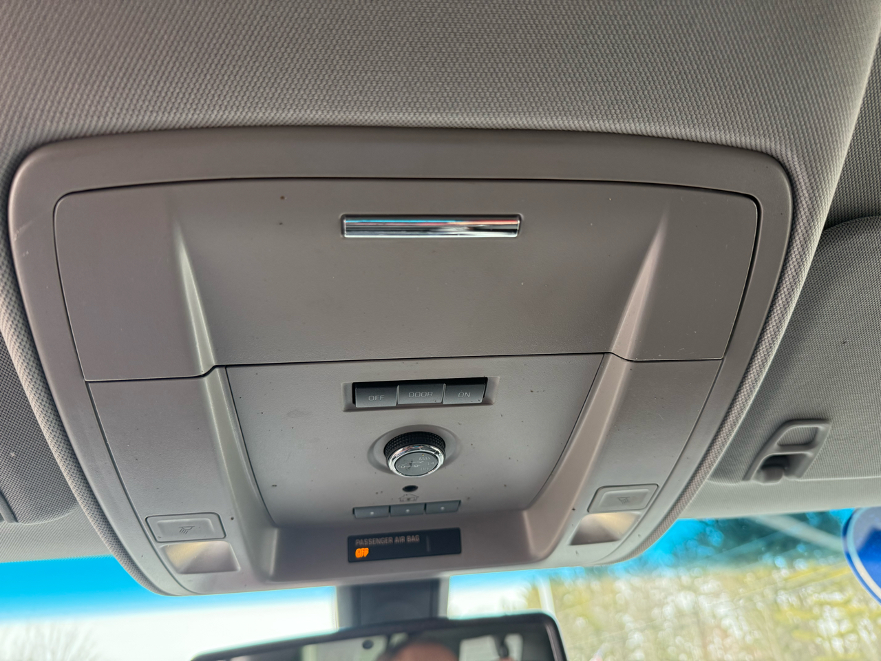 GMC Yukon XL SLE 4WD 2017