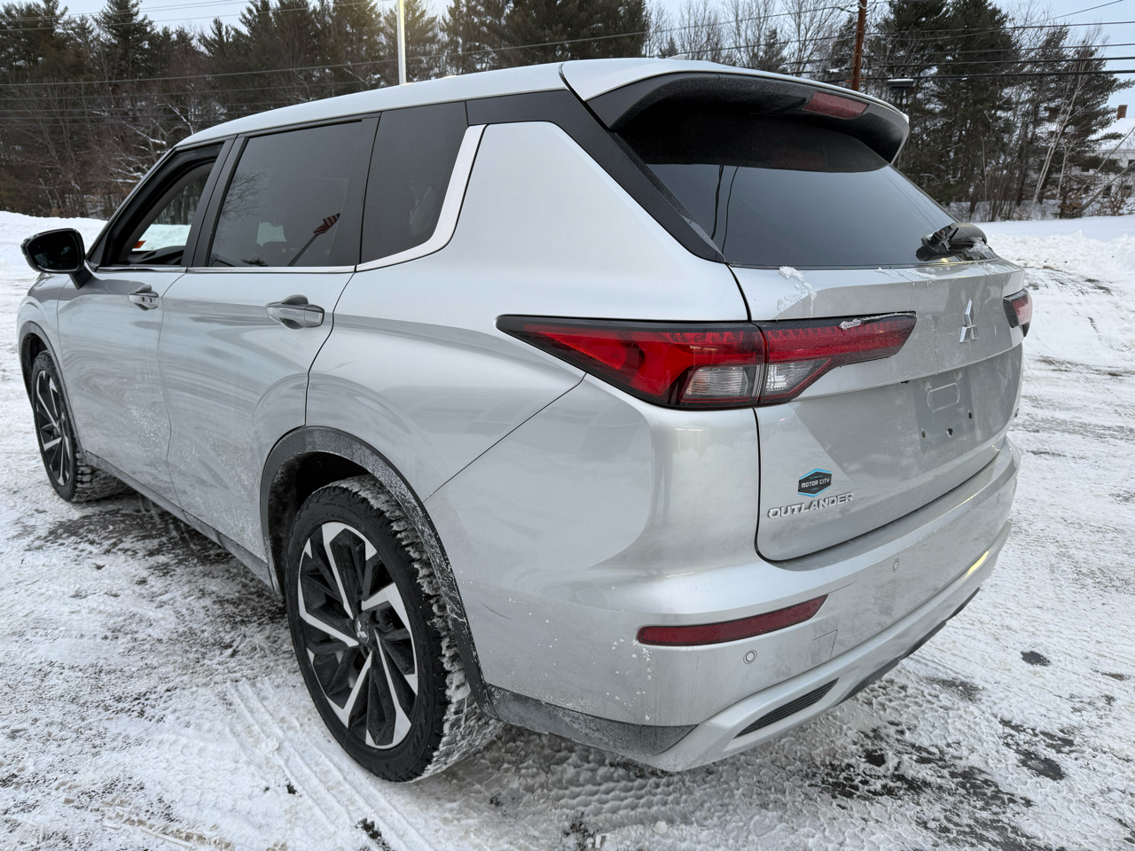 Mitsubishi Outlander SE 4WD 2022