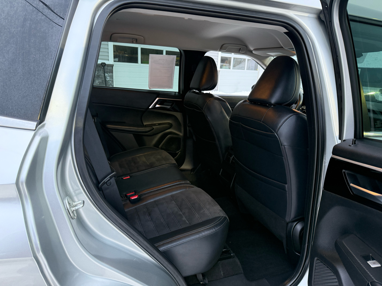 Mitsubishi Outlander SE 4WD 2022