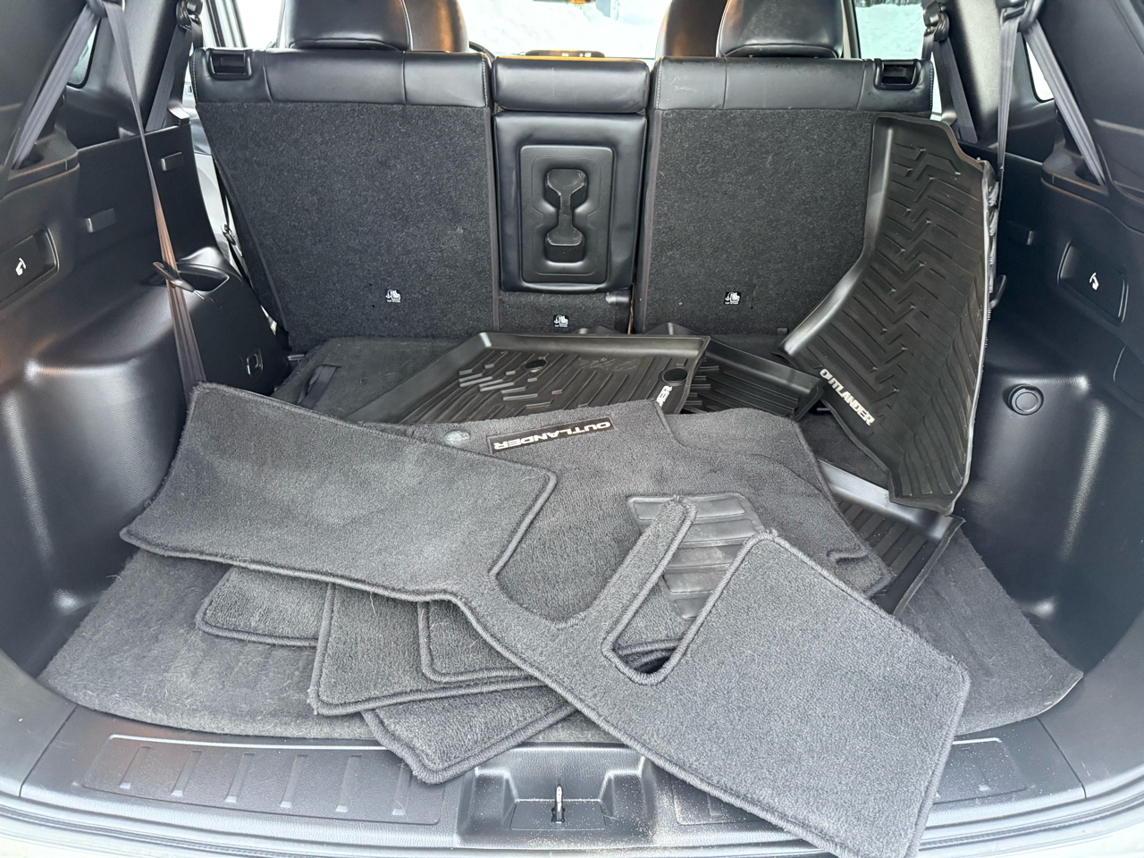 Mitsubishi Outlander SE 4WD 2022