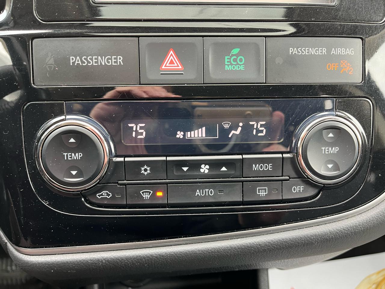 Mitsubishi Outlander SE S-AWC 2015