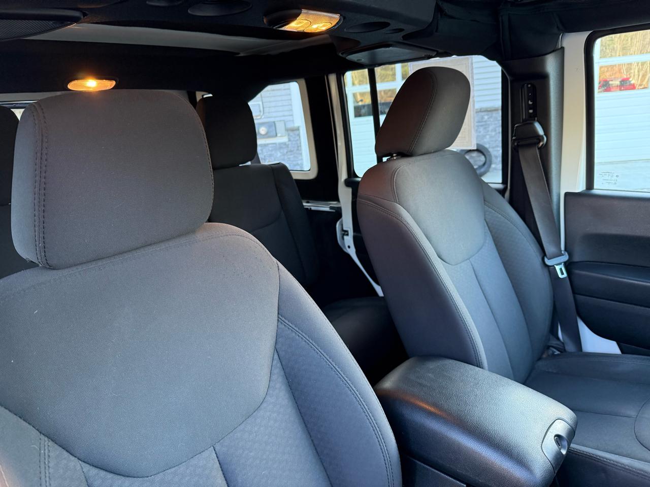 Jeep Wrangler Unlimited Sport 4WD 2017