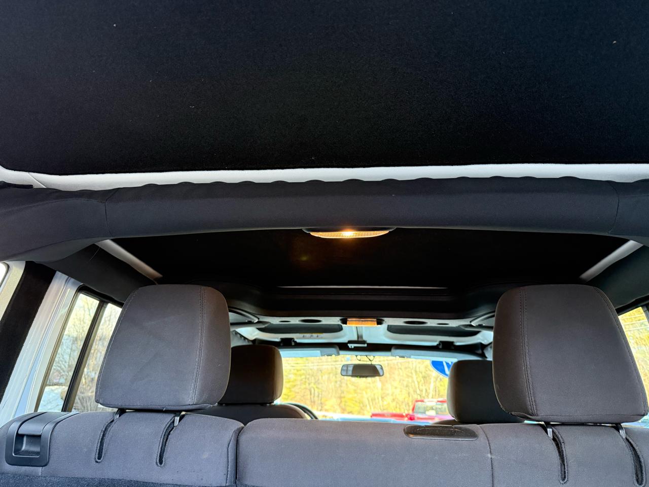 Jeep Wrangler Unlimited Sport 4WD 2017