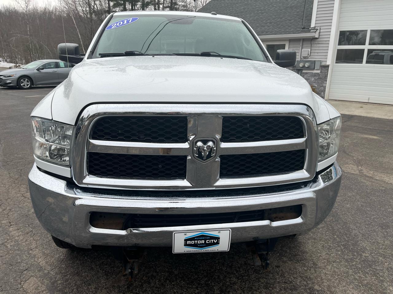 RAM 2500 SLT Crew Cab SWB 4WD 2017