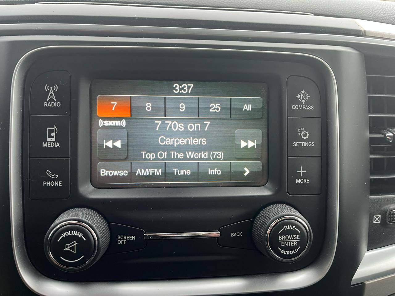 RAM 2500 SLT Crew Cab SWB 4WD 2017