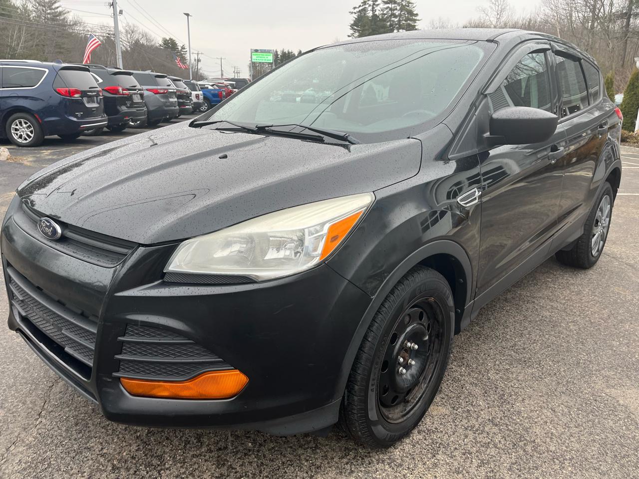 Ford Escape S FWD 2014