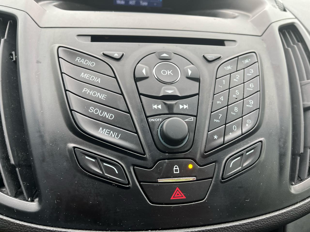 Ford Escape S FWD 2014