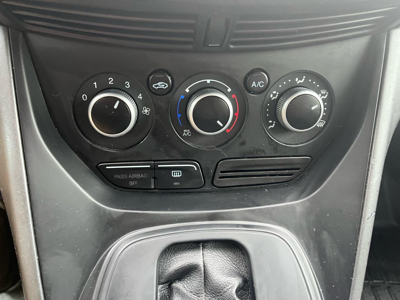 Ford Escape S FWD 2014