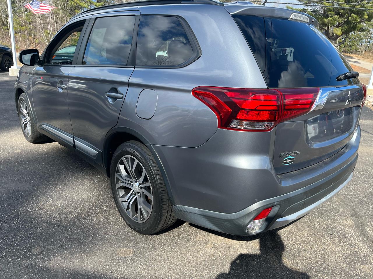 Mitsubishi Outlander SE AWD 2016