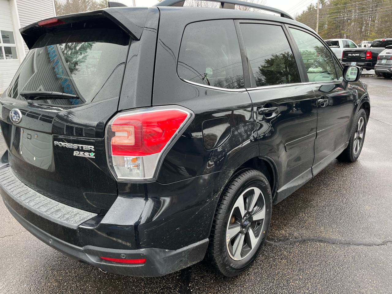 Subaru Forester 2.5i Touring 2017
