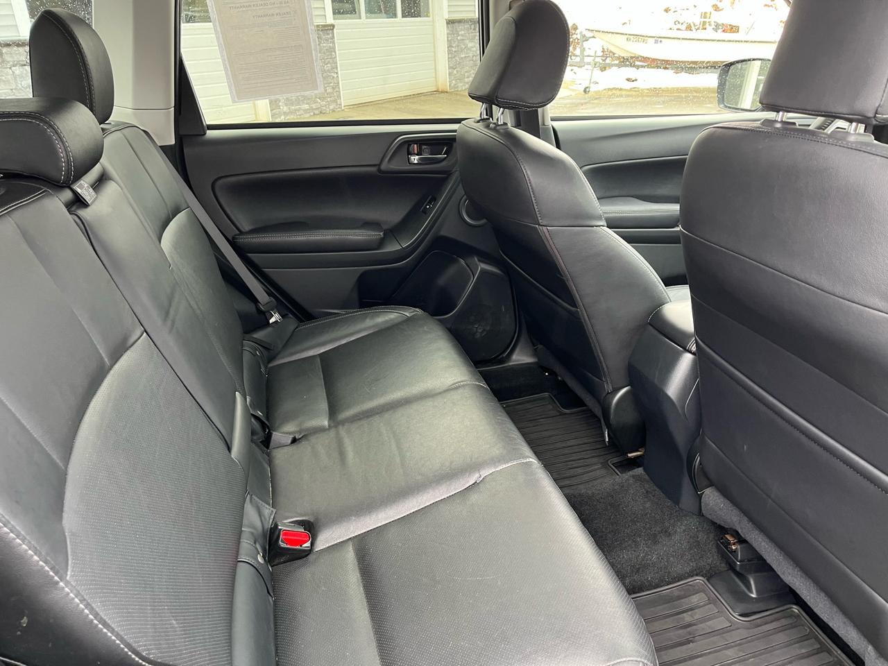 Subaru Forester 2.5i Touring 2017