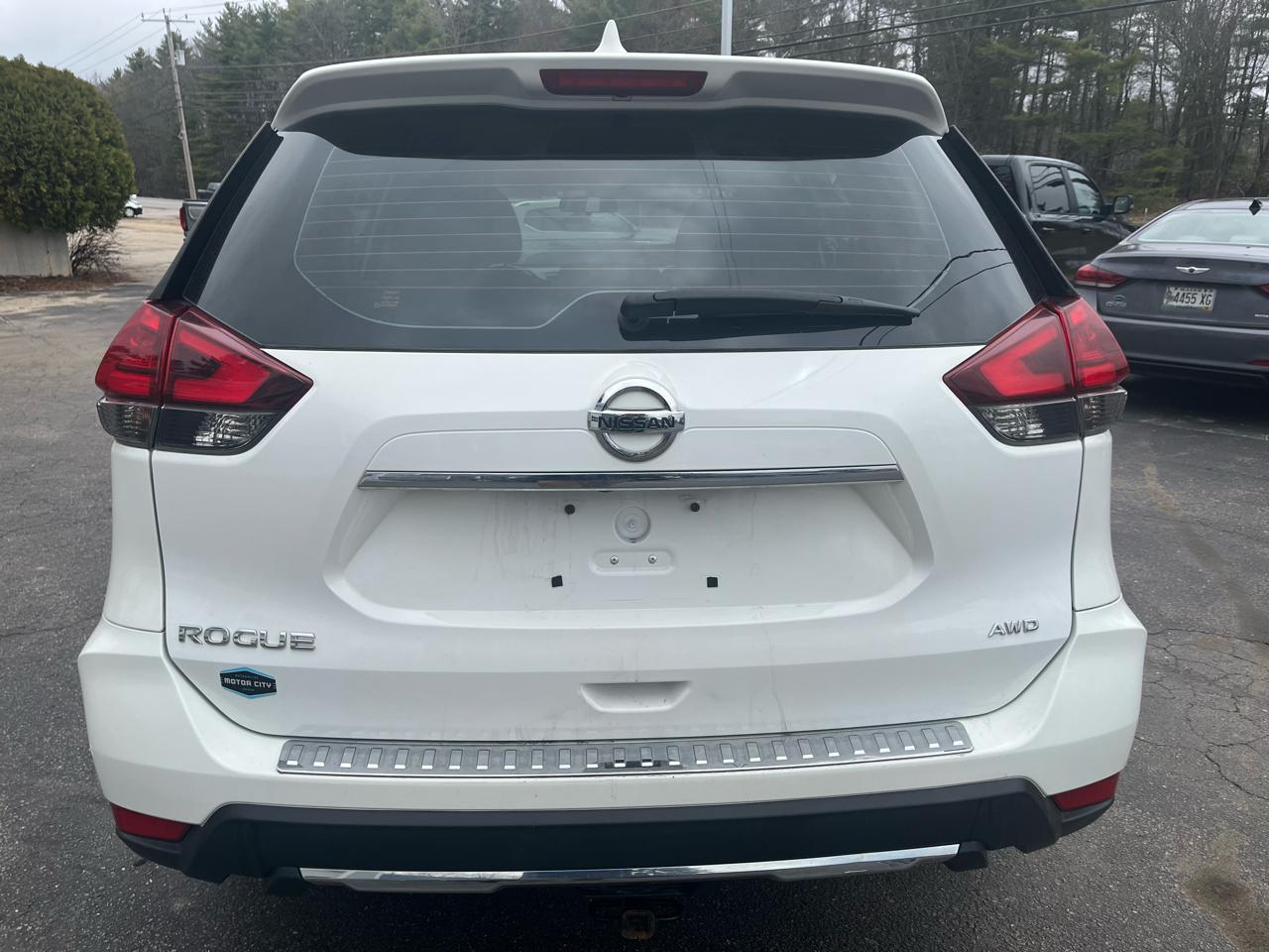 Nissan Rogue  2017