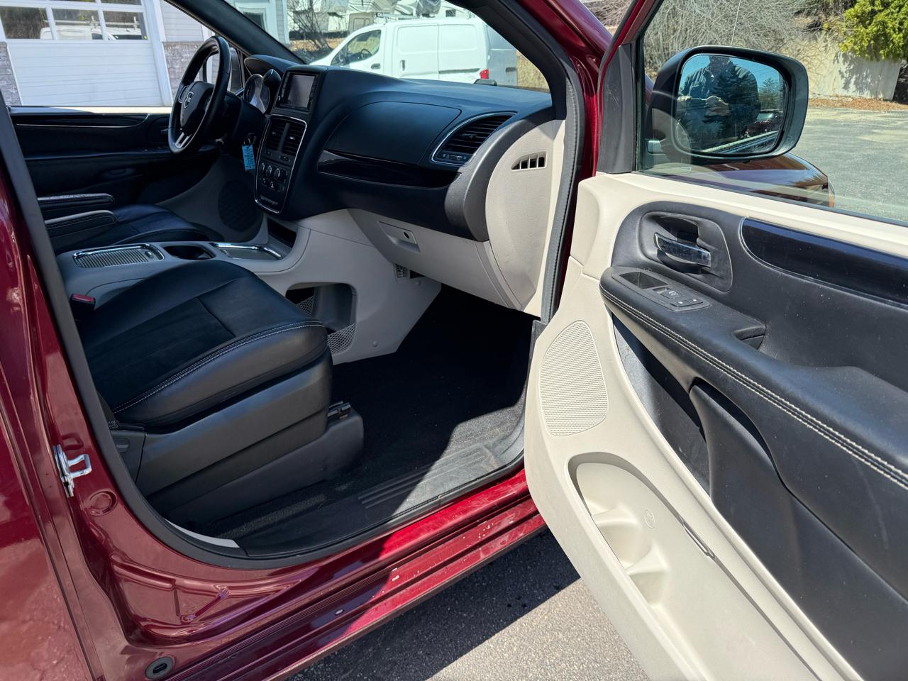 Dodge Grand Caravan SXT 2019