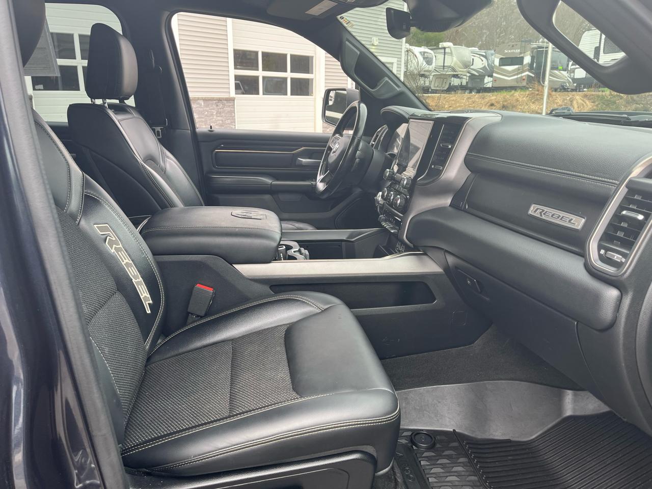 RAM 1500 Rebel Crew Cab SB 4WD 2021