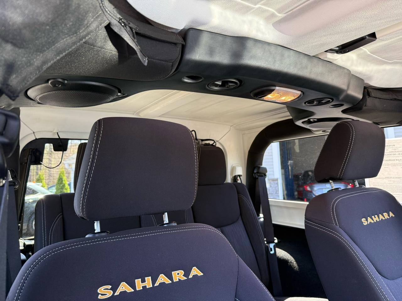 Jeep Wrangler Sahara 4WD 2013