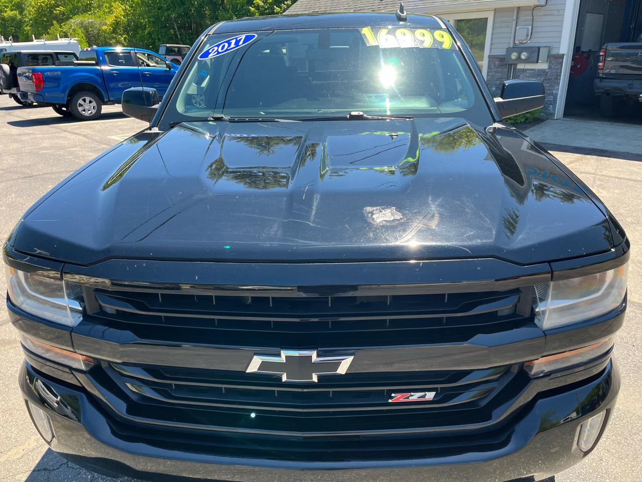 Chevrolet Silverado 1500 LT Crew Cab 4WD 2017