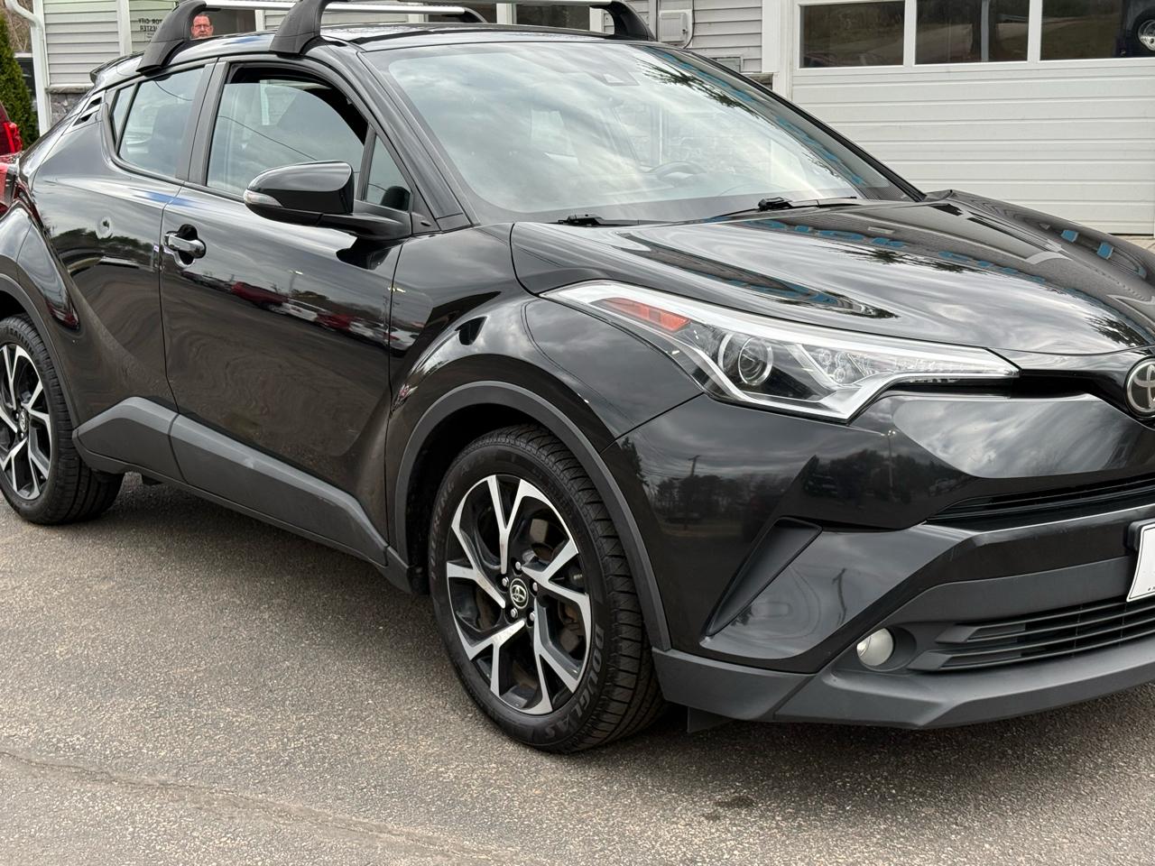 Toyota C-HR XLE 2018