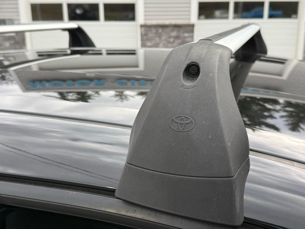 Toyota C-HR XLE 2018