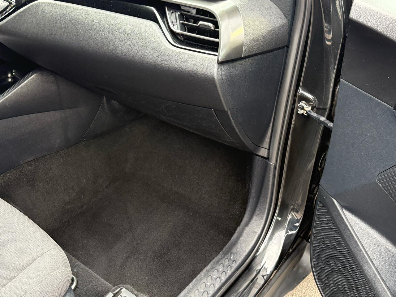 Toyota C-HR XLE 2018